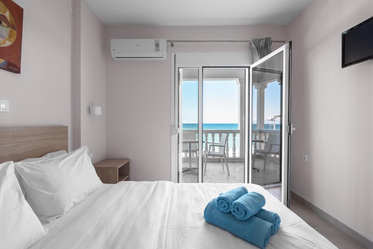 Апартаменти Blue Flag, Nilie Hospitality Mgmt Олімпіакі-Акті Екстер'єр фото