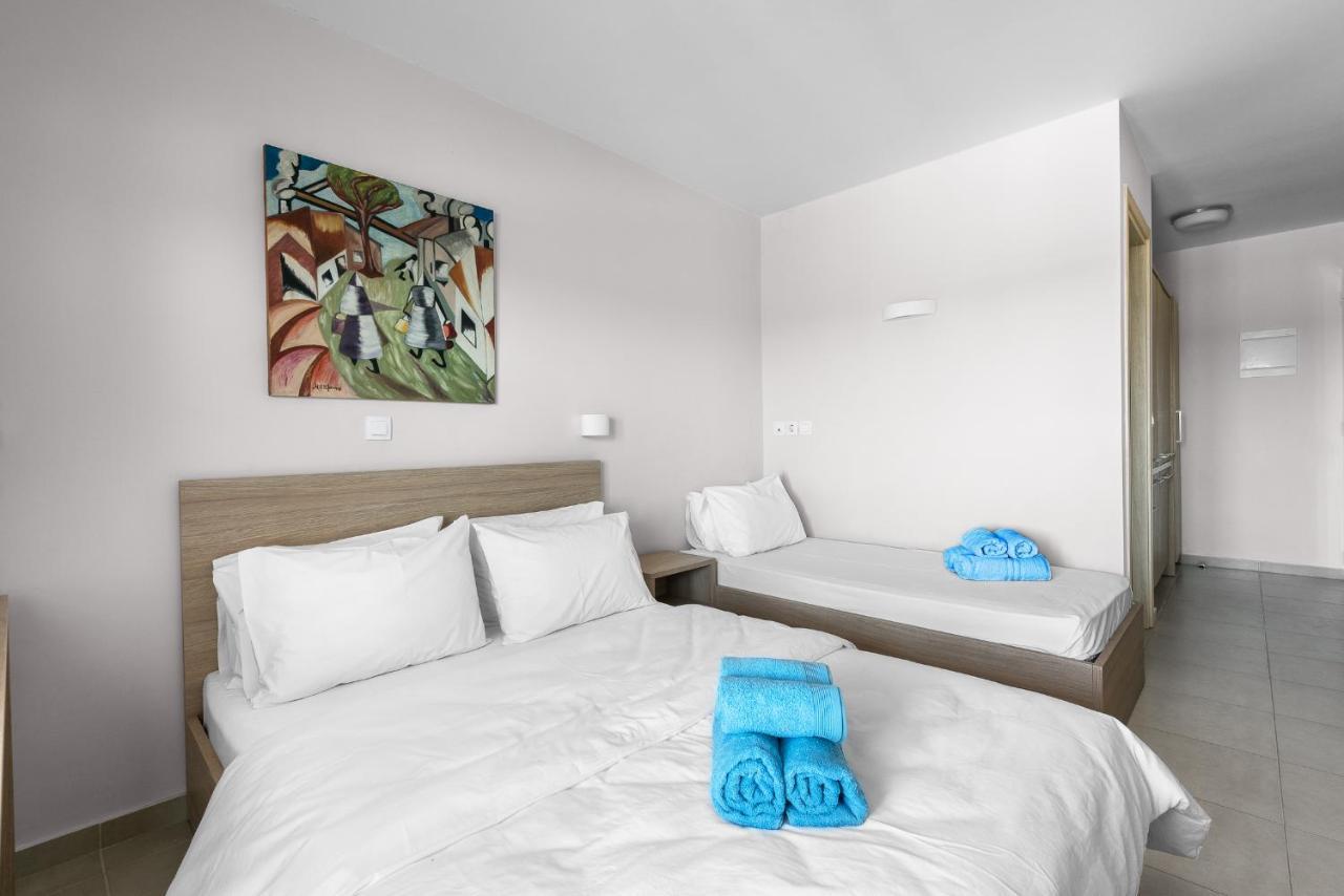 Апартаменти Blue Flag, Nilie Hospitality Mgmt Олімпіакі-Акті Екстер'єр фото