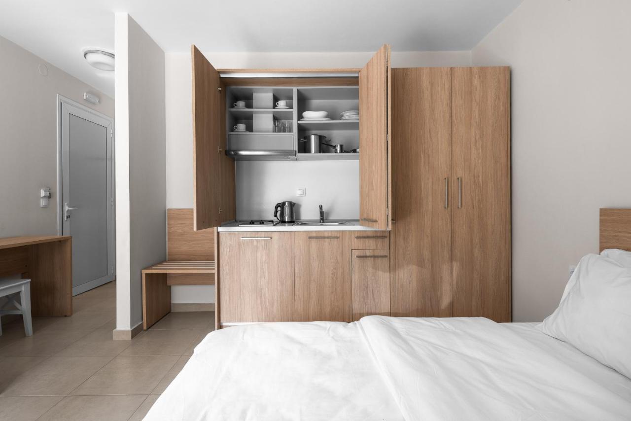 Апартаменти Blue Flag, Nilie Hospitality Mgmt Олімпіакі-Акті Екстер'єр фото