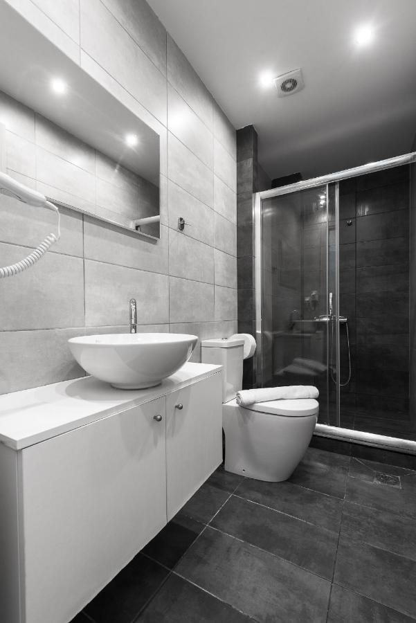Апартаменти Blue Flag, Nilie Hospitality Mgmt Олімпіакі-Акті Екстер'єр фото